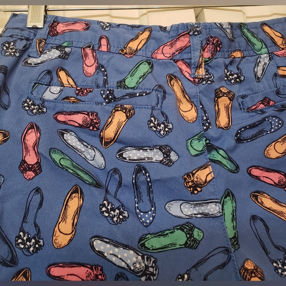 G.H. BASS & COMPANY Shoe Print Retro Shorts 4 - Picture 5 of 6